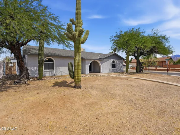 8001 N Firethorn Ave, Tucson, AZ 85741