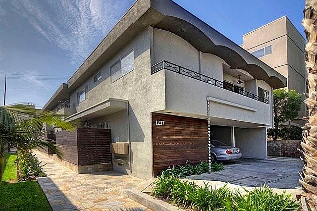 Beautiful Mid-Century Building