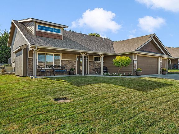 4th image of 5437 SW Westport Dr