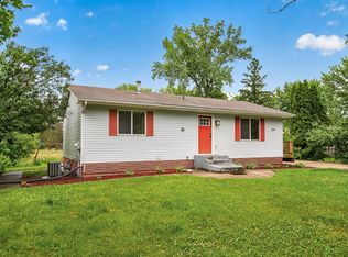 244 5th St NW, Forest Lake, MN 55025