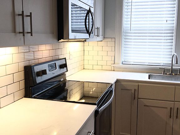 4th image of 4203 Swan Ave #1