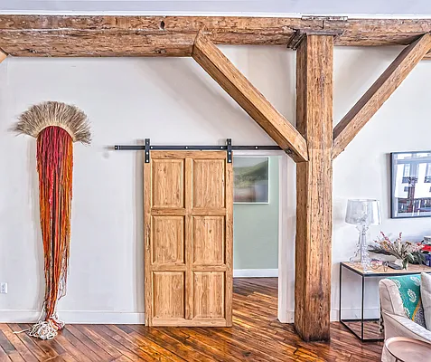 Sold by Compass | media 4