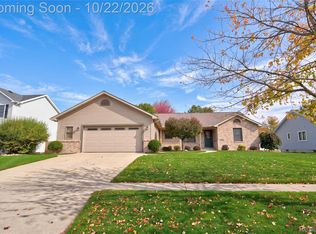 816 Meadow Dr, Davison, MI 48423