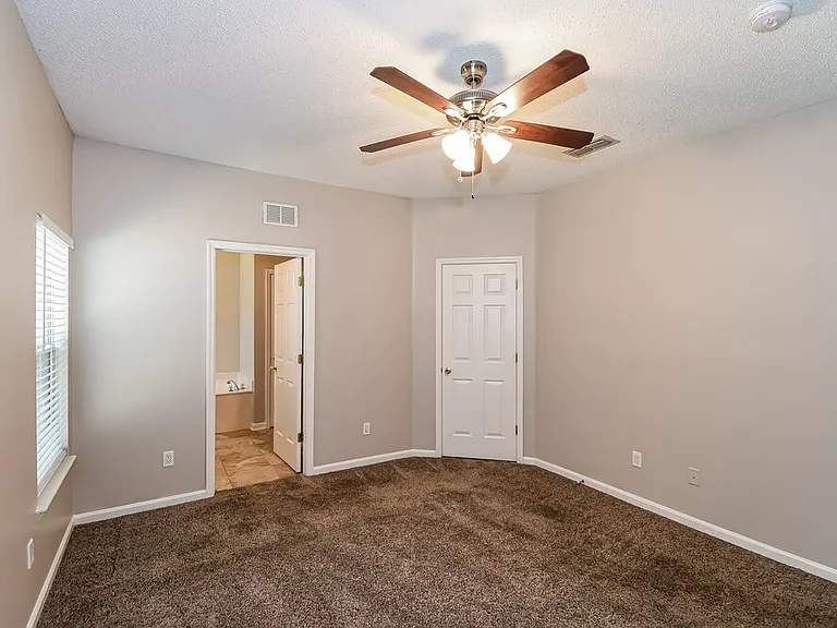 2741 Acorn Park Dr N — Photo 9