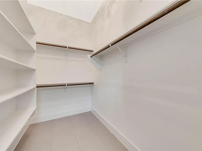 309 W Jeffrey David Ln — Photo 16