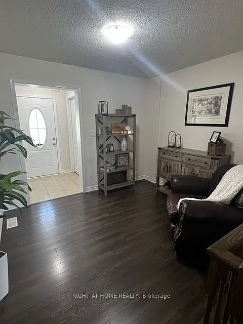 3 bed, $3,300 — Photo 2
