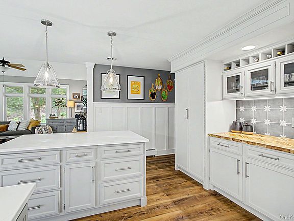 5th image of 6 Woodcock Road