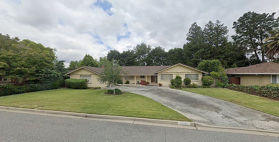 1st image of 18941 Mellon Dr