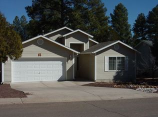 61 N 14th Dr, Show Low, AZ 85901