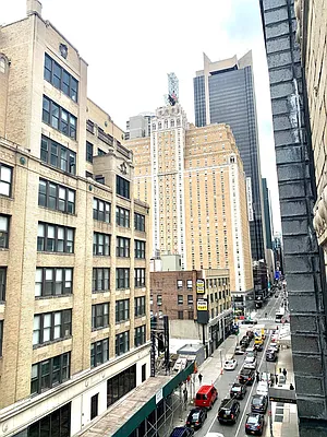 Rented by Bond New York | media 3