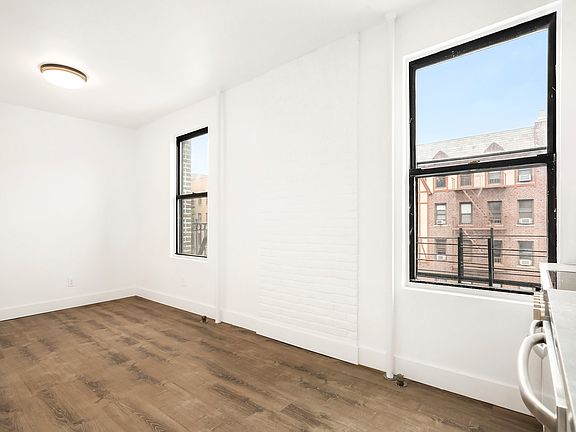 3rd image of 34-04 34th Ave #Be3