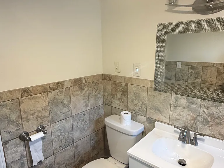 1 Eugene St #1 — Photo 10