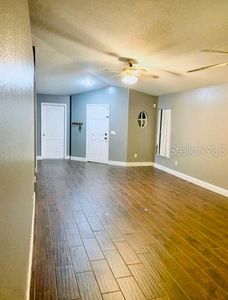 1018 Harvest Moon Dr, Seffner, FL, 33584