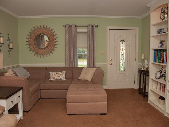 3rd image of 1742 Shadewood Ave