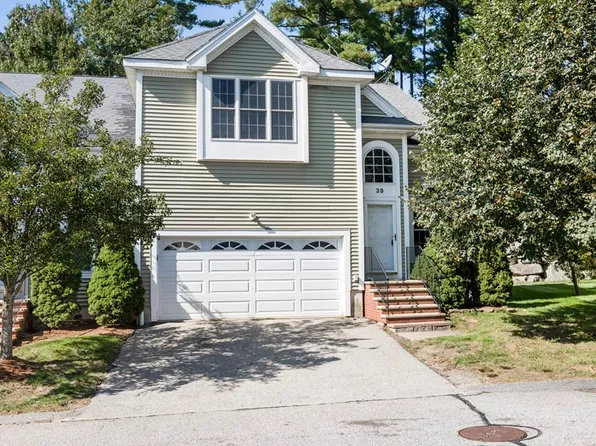 39 Knowlton Cir Unit 39, Upton, MA 01568