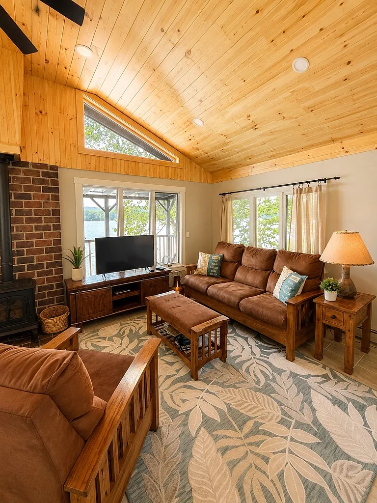 3 bed, 1.5 bath, 1000 sqft, $2,250 — Photo 1