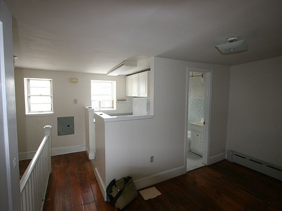 4th image of 2024 Fitzwater Street # Fl 3rd