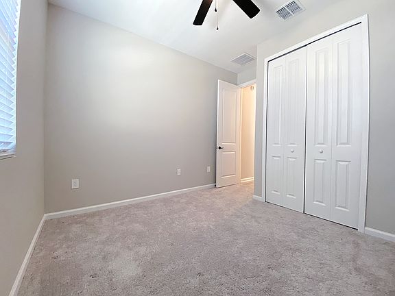 Front (guest) bedroom