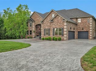 3820 Arbor Rd, Joplin, MO 64804