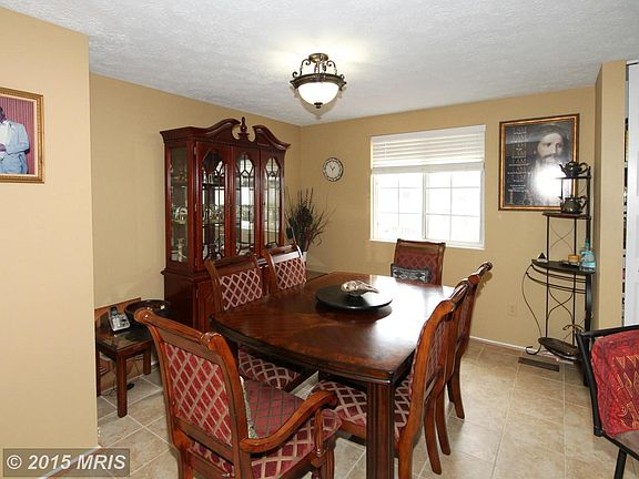 3rd image of 6153 Gardenia Ct