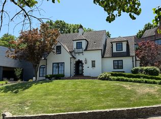 5001 Sunset Dr, Kansas City, MO 64112