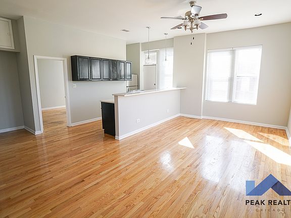 3rd image of 2350 W Ohio St #601-3