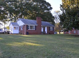 5635 Dallas Hgh Shoals Hwy, Dallas, NC 28034