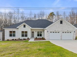 432 Horseshoe Hills Rd, Killen, AL 35645