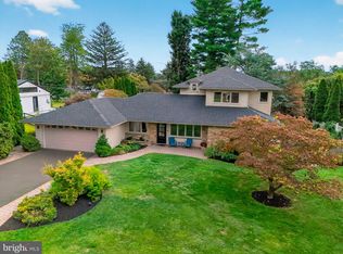 657 Pembroke Rd, Rydal, PA 19046