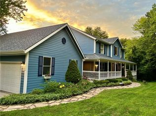 5934 Oak Grove Rd, Kansas City, KS 66106