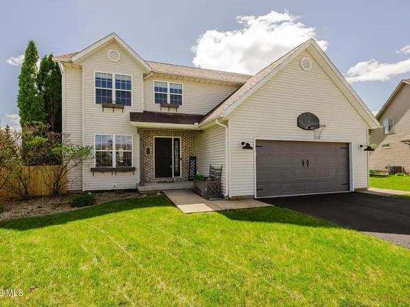 490 Flintlock Ct, Findlay, OH 45840