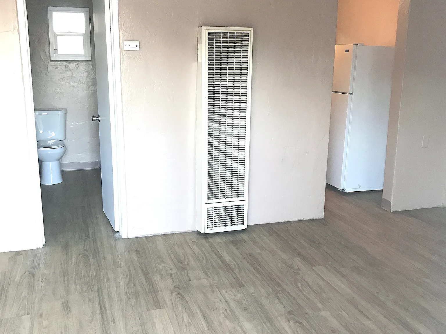 Studio, 1.0 bath, $825 — Photo 1