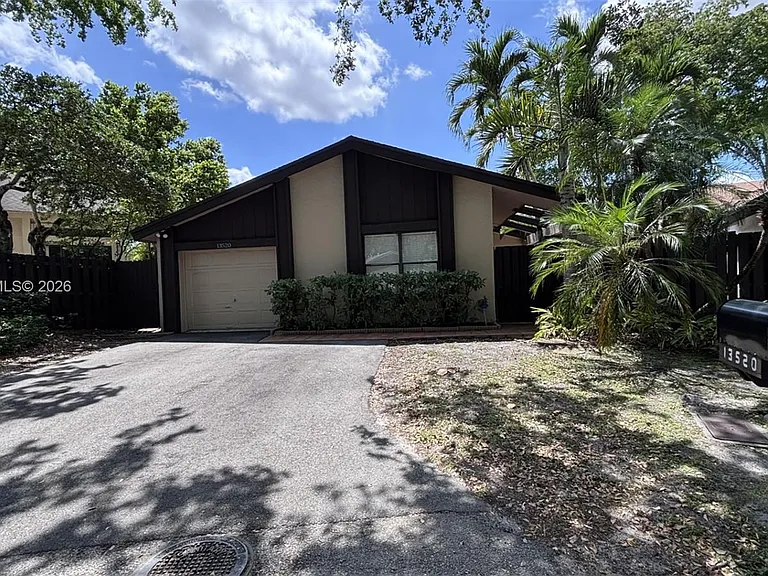 13520 SW 108th Street Cir N — Photo 1