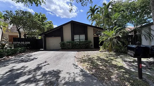 13520 SW 108th Street Cir N Photo 1