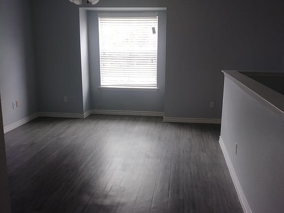 5th image of 10050 Westpark Dr APT 1406