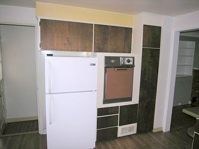 5th image of 1415 Winton Ave