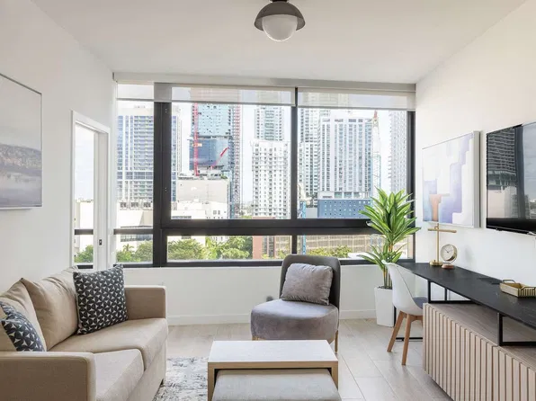 225 N Miami Ave, Miami, FL