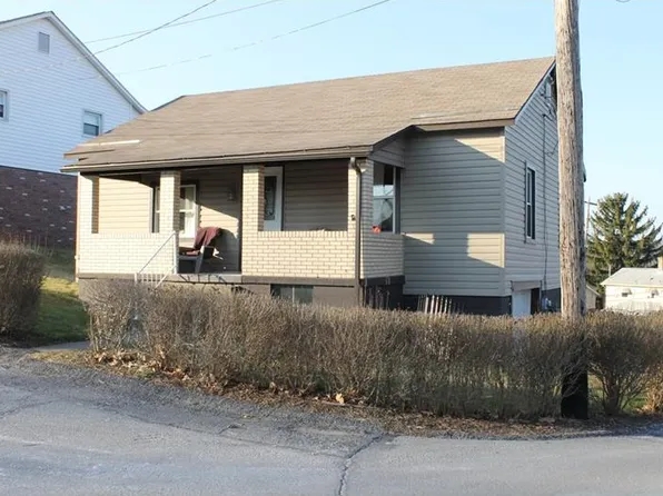 400 Falcon Dr, Canonsburg, PA 15317