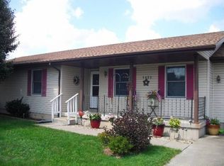 2105 Magnolia St, Effingham, IL 62401