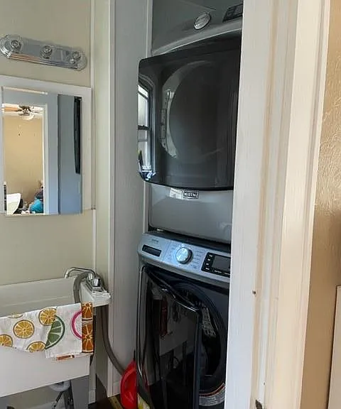 5435 5th Ave #2 — Photo 9