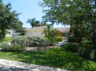 4 Fieldway Dr, Sewalls Point, FL 34996