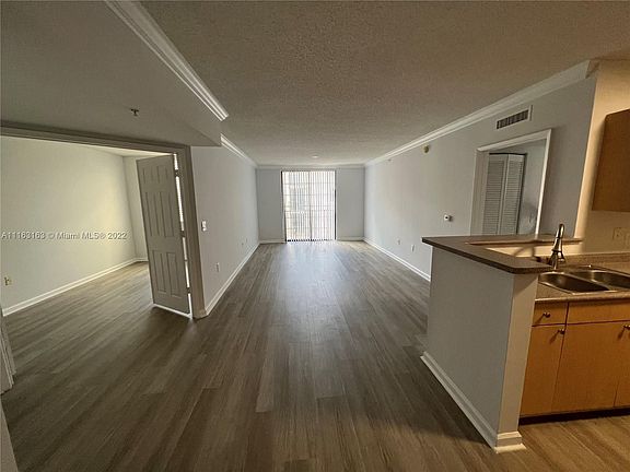 2nd image of 1919 Van Buren St APT 720A