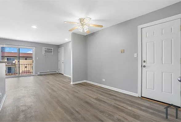 2407 Randall Ln #3 — Photo 3