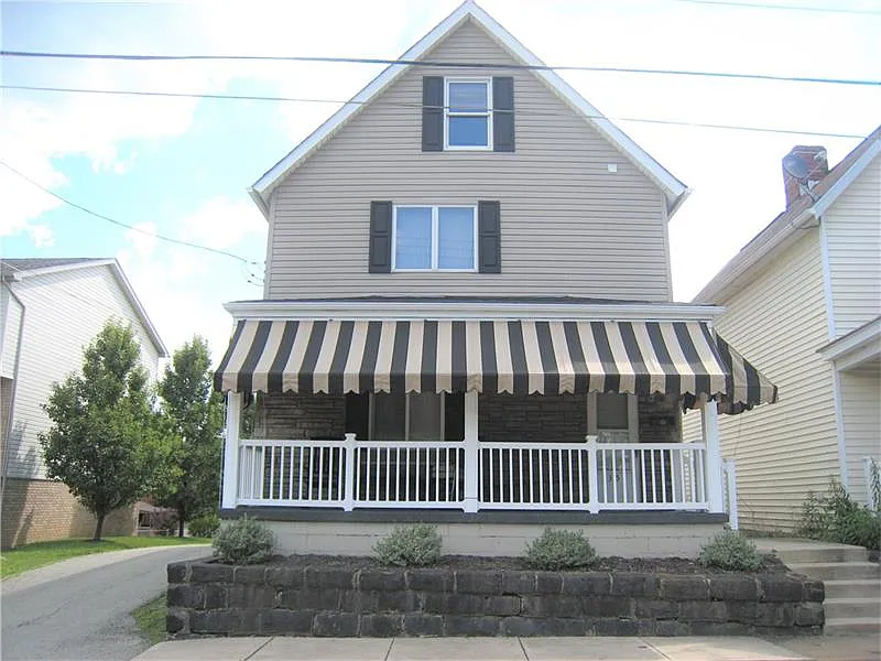 315 Santos St photo 1