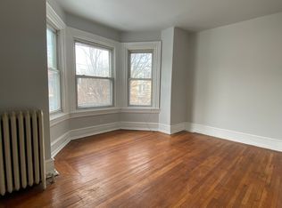 215 S 46th St APT 2F, Philadelphia, PA 19139
