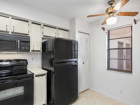 4th image of 7310 Ashford Pl APT 504