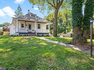 101 Stratford Ave, Aldan, PA 19018