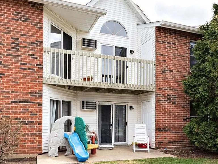 1334 Cunat Ct — Photo 3