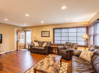 1107 Letnes Dr, Grand Forks, ND 58201