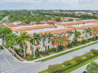 56 Via Floresta Dr, Boca Raton, FL 33487